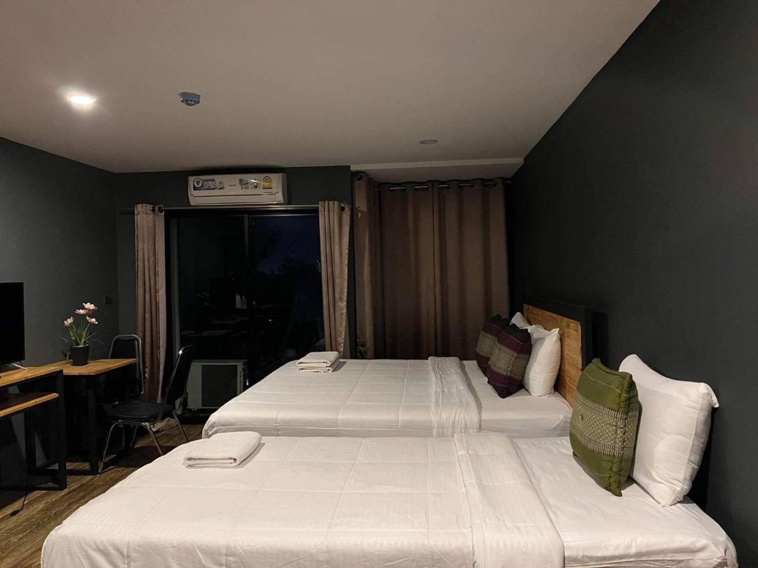Dm Inn Khon Kaen Luaran gambar
